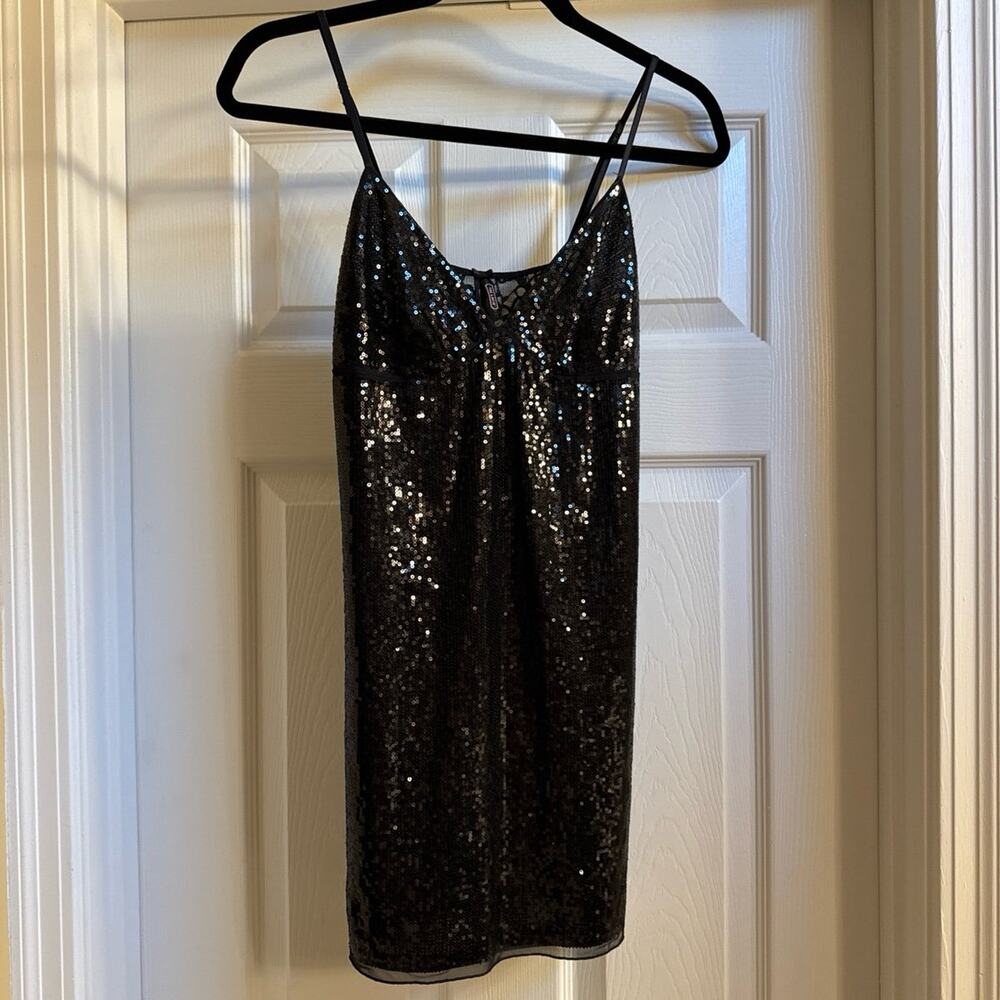NEW Victoria’s Secret The Lacie Nightie, black, sz medium